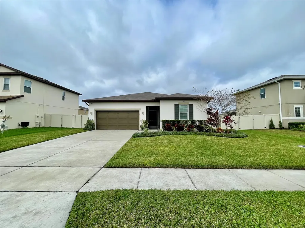 2390 Wadeview Loop Saint Cloud FL 34769
