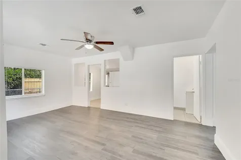 321 N Beaumont Avenue Kissimmee FL 34741