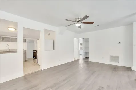 321 N Beaumont Avenue Kissimmee FL 34741