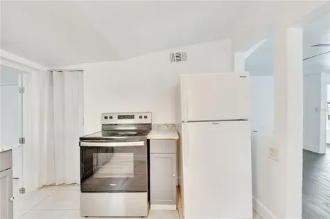 321 N Beaumont Avenue Kissimmee FL 34741