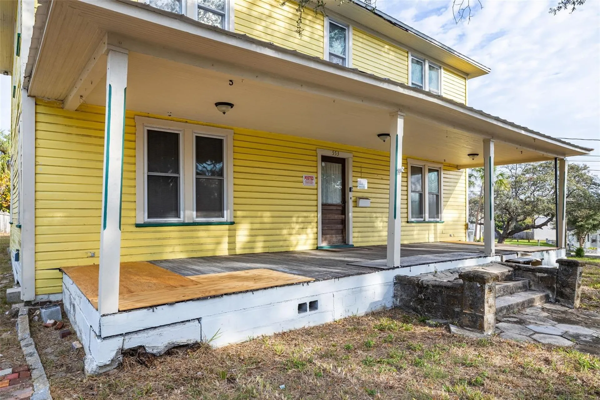 553 Division Street Tarpon Springs FL 34689