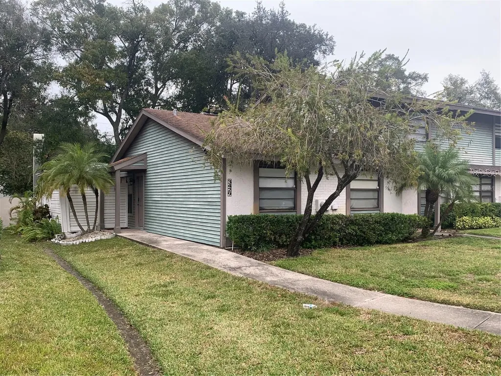 3429 Oak Trail Court Tampa FL 33614