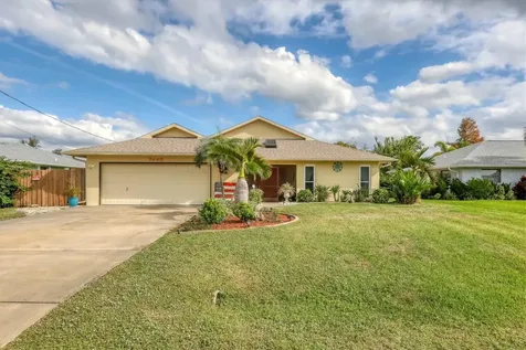 7446 Spinnaker Boulevard Englewood FL 34224