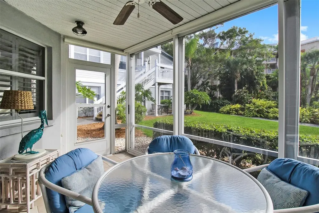 1338 Siesta Bayside Drive Sarasota FL 34242