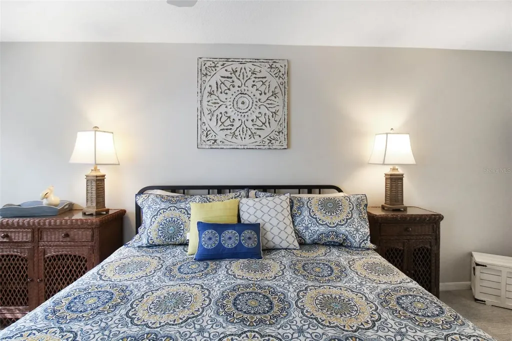 1338 Siesta Bayside Drive Sarasota FL 34242
