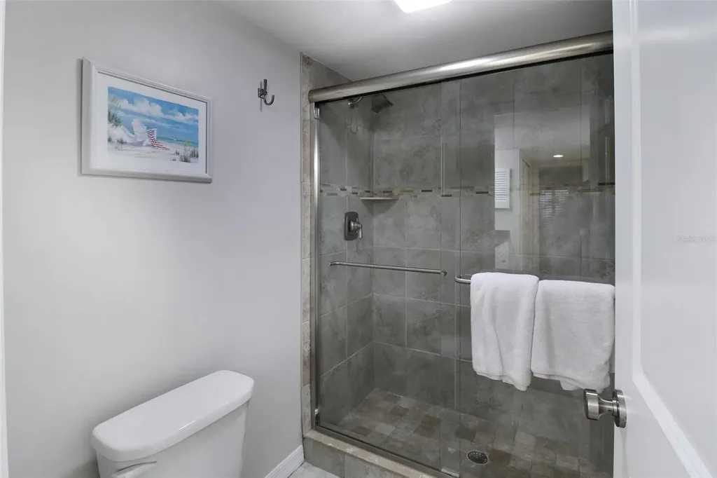 1338 Siesta Bayside Drive Sarasota FL 34242