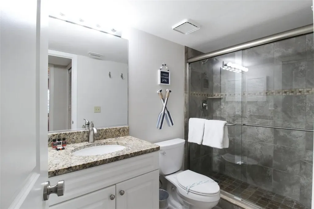 1338 Siesta Bayside Drive Sarasota FL 34242