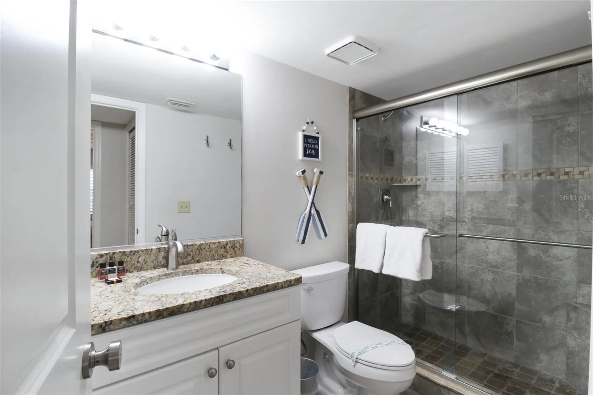 1338 Siesta Bayside Drive Sarasota FL 34242