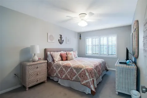 1338 Siesta Bayside Drive Sarasota FL 34242