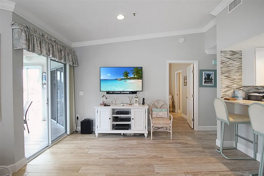 1339 Siesta Bayside Drive Sarasota FL 34242