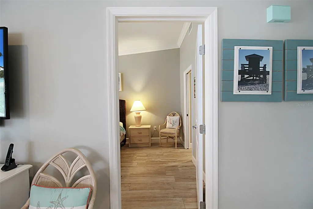 1339 Siesta Bayside Drive Sarasota FL 34242