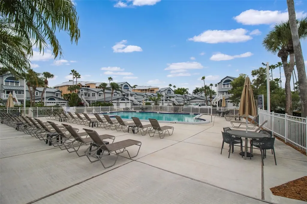 1339 Siesta Bayside Drive Sarasota FL 34242