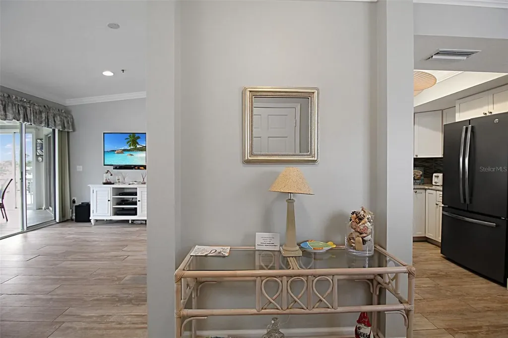 1339 Siesta Bayside Drive Sarasota FL 34242