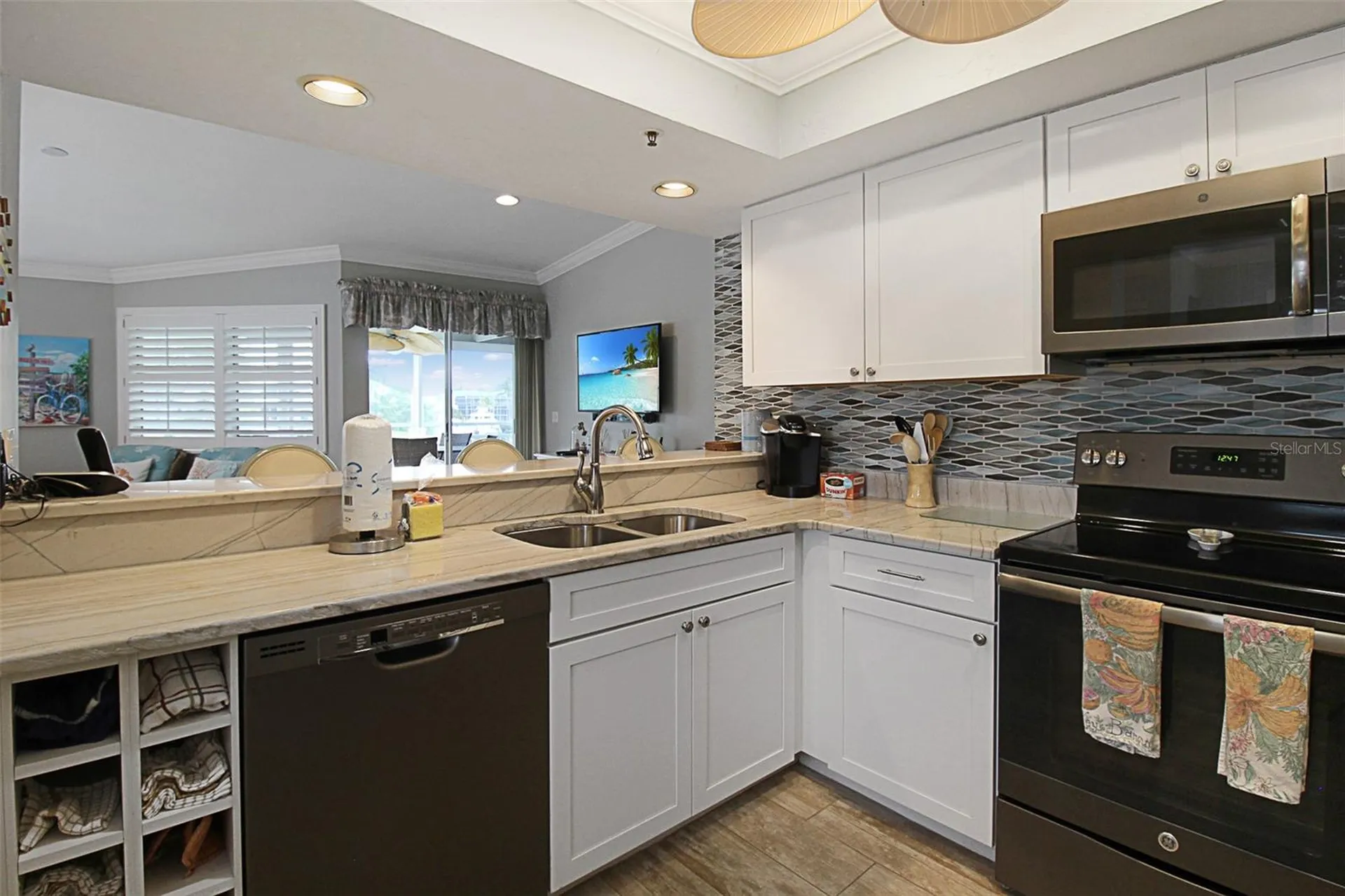 1339 Siesta Bayside Drive Sarasota FL 34242