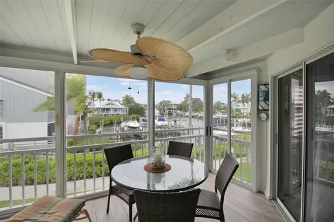 1339 Siesta Bayside Drive Sarasota FL 34242