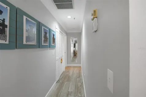1339 Siesta Bayside Drive Sarasota FL 34242