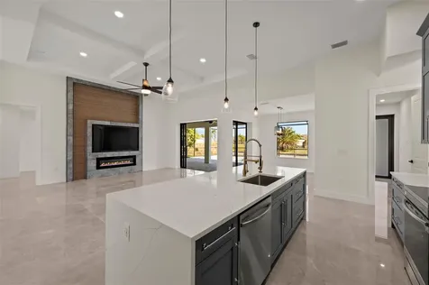 1833 SW 8th Court Cape Coral FL 33991
