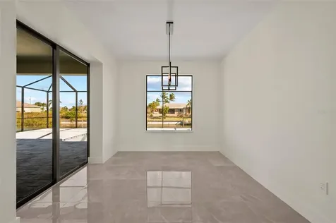 1833 SW 8th Court Cape Coral FL 33991