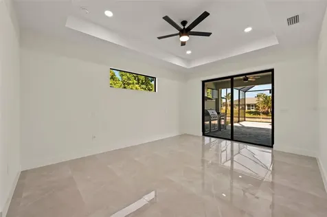 1833 SW 8th Court Cape Coral FL 33991
