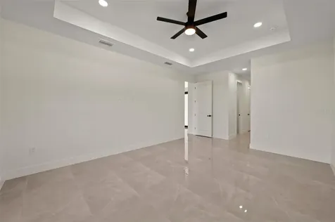 1833 SW 8th Court Cape Coral FL 33991