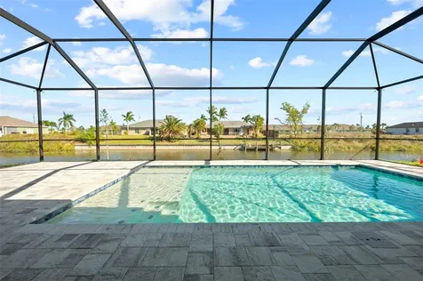 1833 SW 8th Court Cape Coral FL 33991