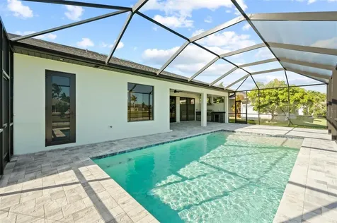 1833 SW 8th Court Cape Coral FL 33991