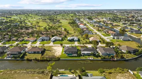 1833 SW 8th Court Cape Coral FL 33991