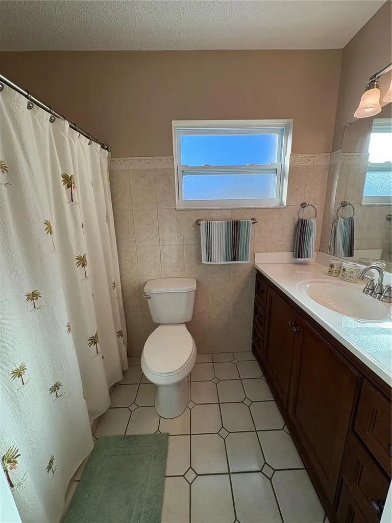 2666 Woodgate Lane Sarasota FL 34231