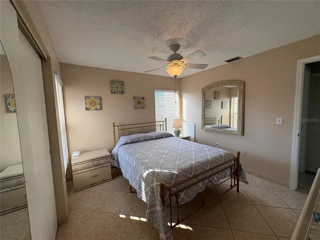 2666 Woodgate Lane Sarasota FL 34231