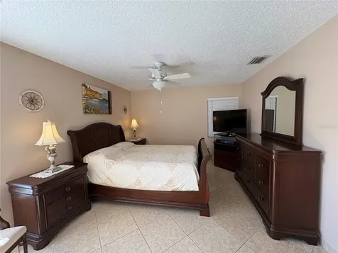 2666 Woodgate Lane Sarasota FL 34231