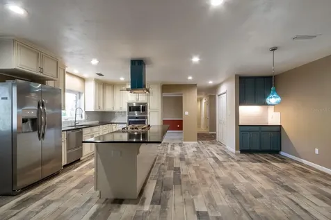 8522 NW 4th Place Gainesville FL 32607