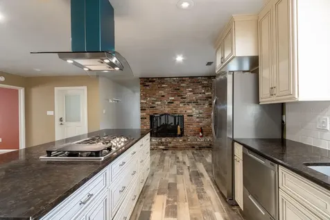 8522 NW 4th Place Gainesville FL 32607