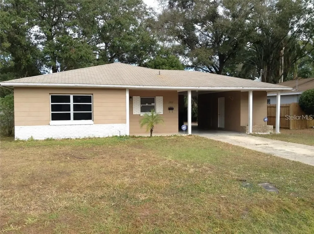 1707 W Crawford Street Tampa FL 33604