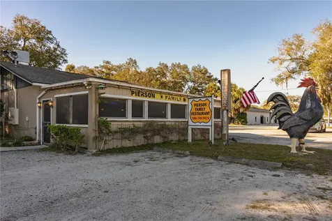 302 S Center Street Pierson FL 32180