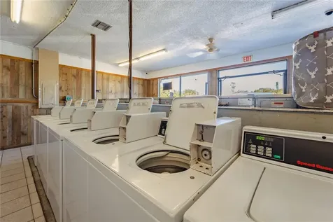 302 S Center Street Pierson FL 32180