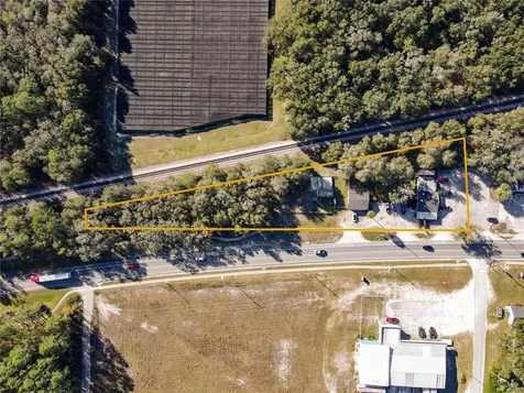 302 S Center Street Pierson FL 32180