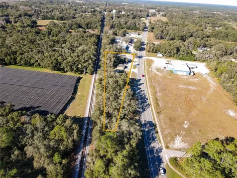 302 S Center Street Pierson FL 32180
