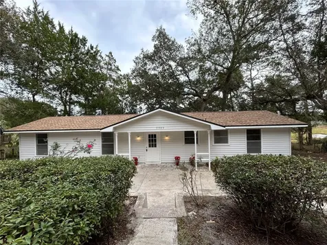 5989 SE 159th Court Ocklawaha FL 32179