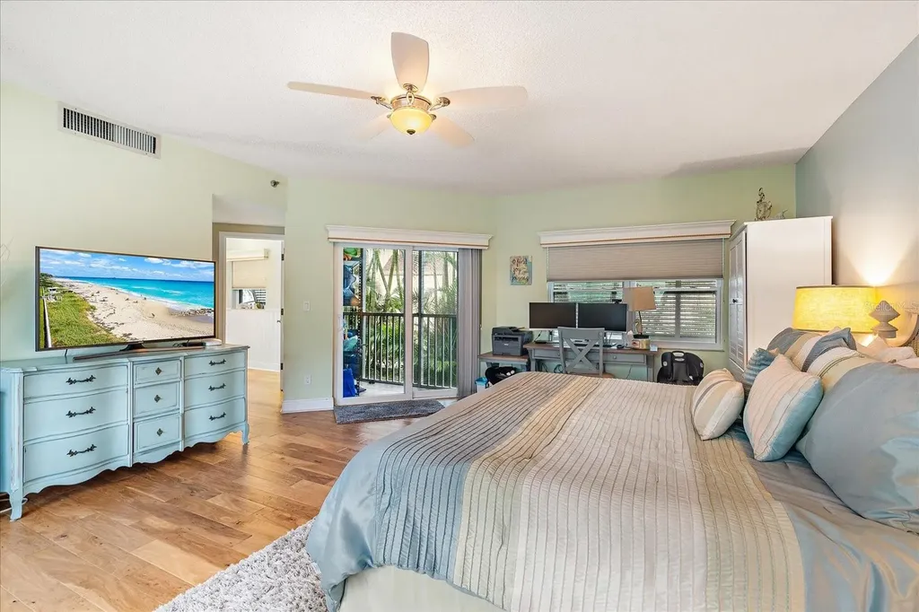 5621 Gulf Of Mexico Drive Longboat Key FL 34228