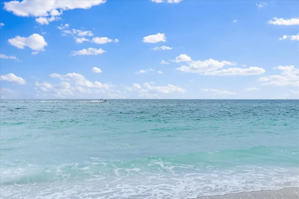 5621 Gulf Of Mexico Drive Longboat Key FL 34228