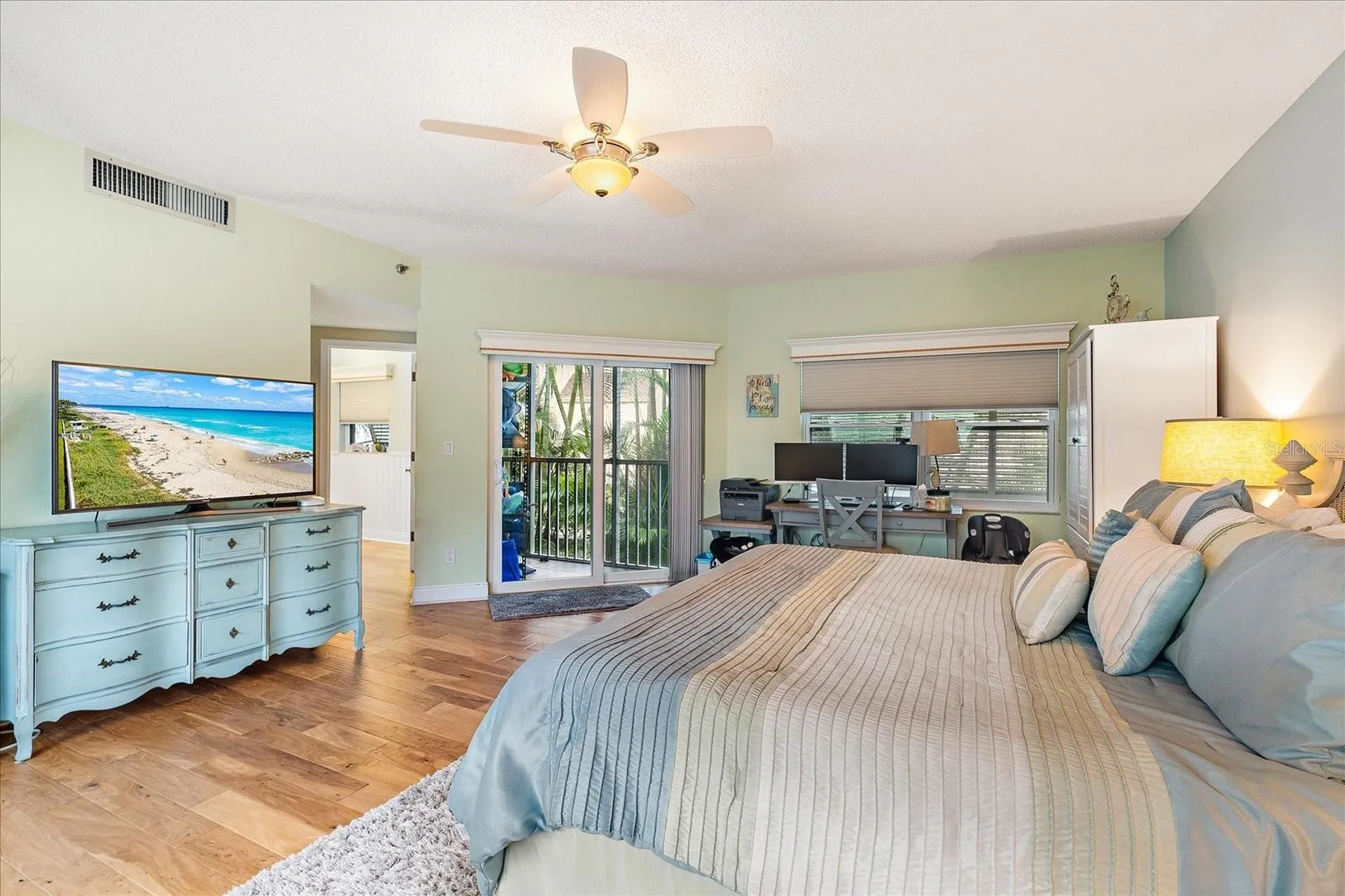 5621 Gulf Of Mexico Drive Longboat Key FL 34228