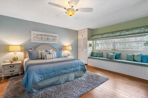 5621 Gulf Of Mexico Drive Longboat Key FL 34228