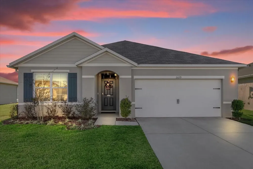 2679 Grandbury Grove Road Lakeland FL 33811