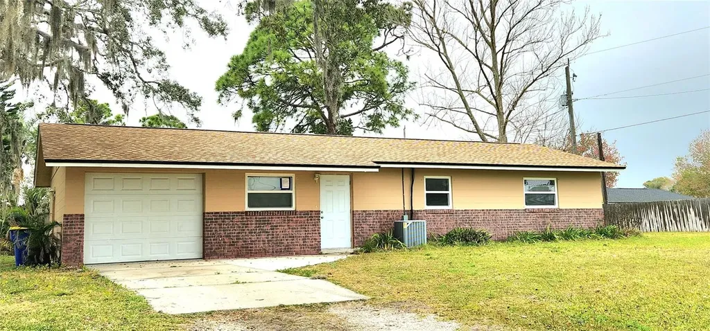 2329 Travelers Palm Drive Edgewater FL 32141