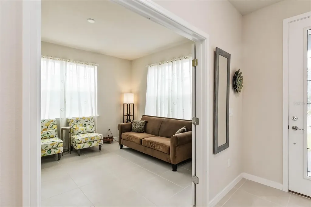 6030 Arbor Watch Loop Orlando FL 32829