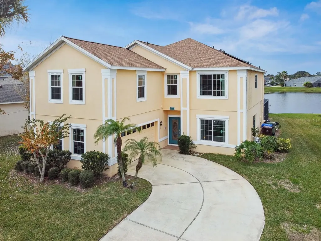 2176 The Oaks Boulevard Kissimmee FL 34746