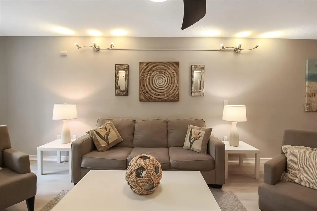 1326 Siesta Bayside Drive Sarasota FL 34242