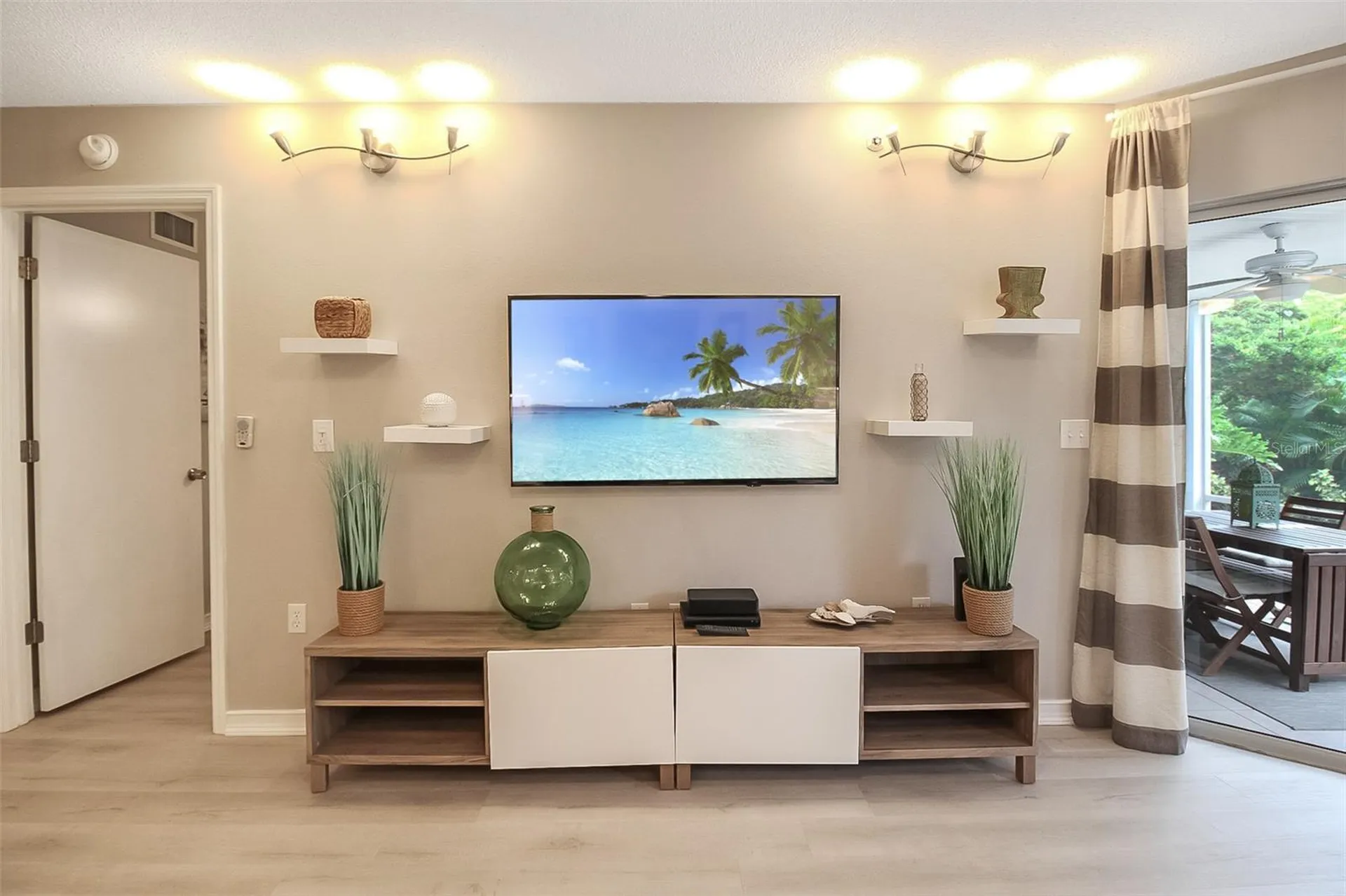 1326 Siesta Bayside Drive Sarasota FL 34242