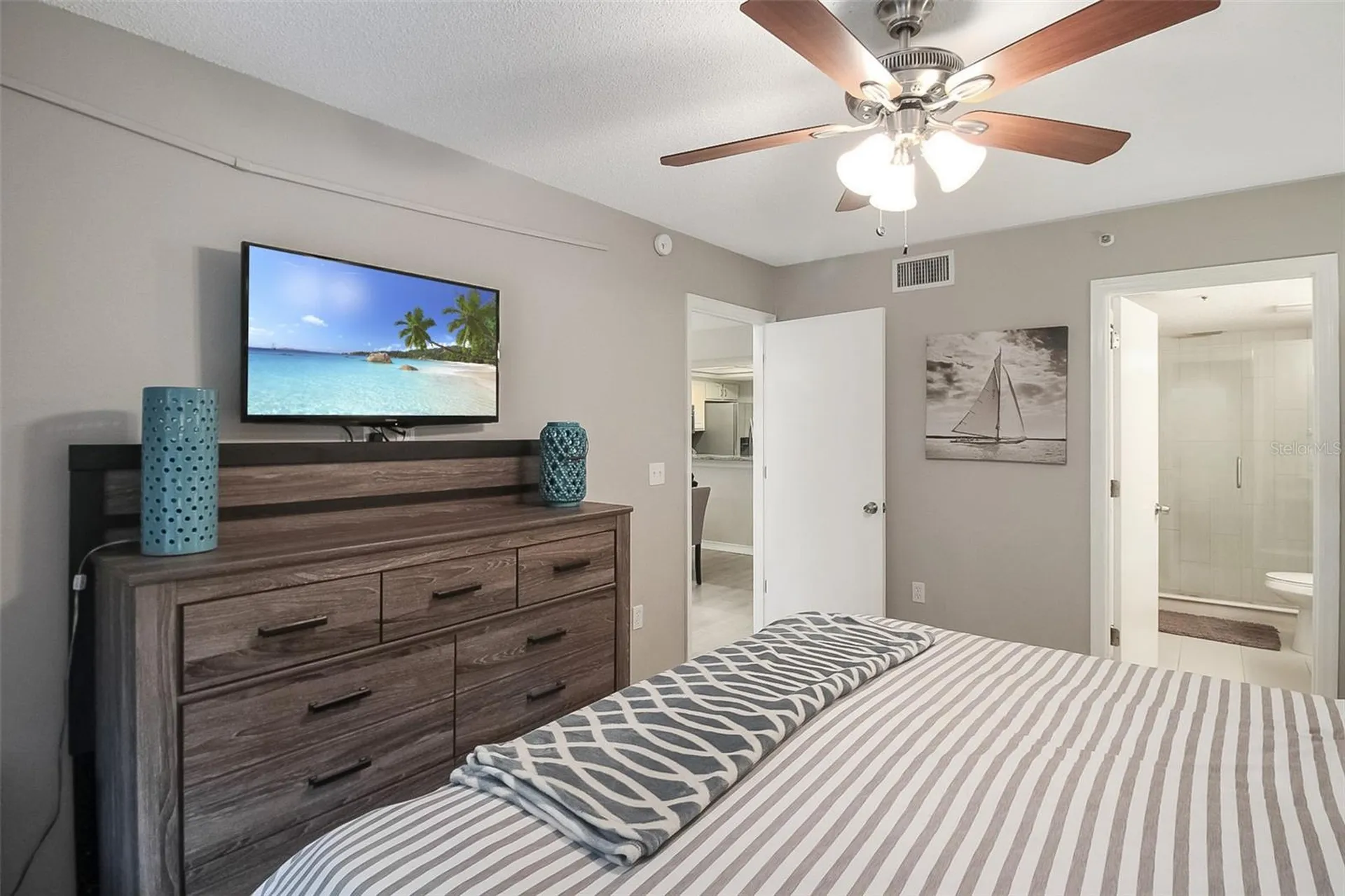 1326 Siesta Bayside Drive Sarasota FL 34242