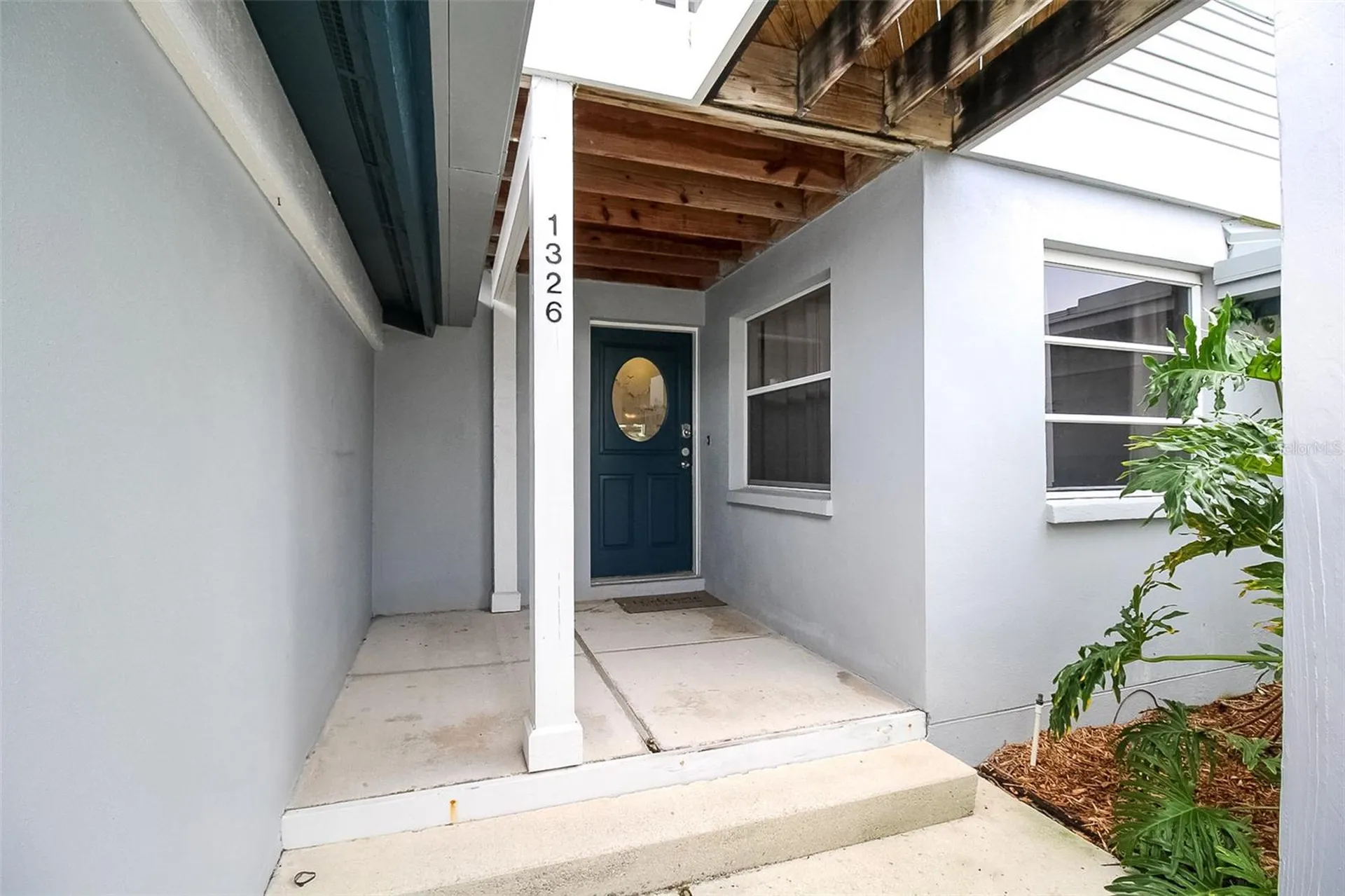 1326 Siesta Bayside Drive Sarasota FL 34242